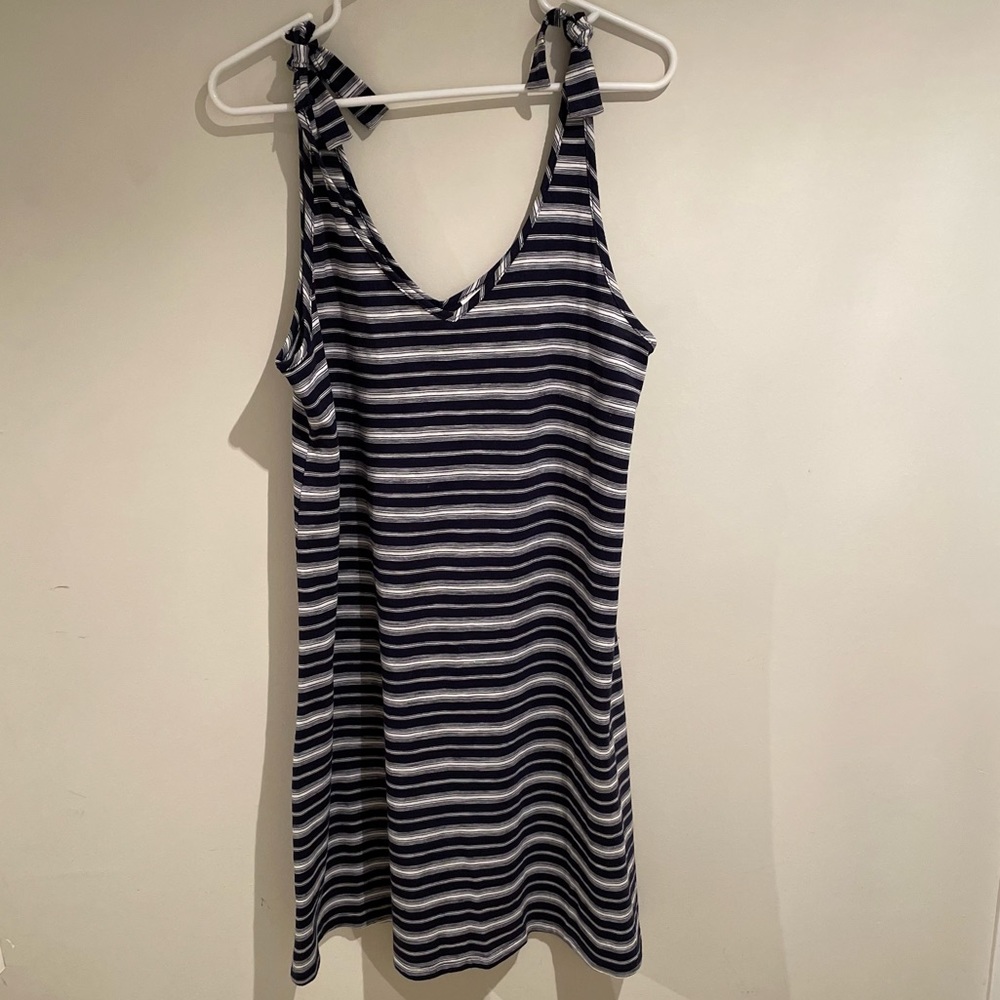 GAP. BLUE STRIPE. TANK DRESS ☀️